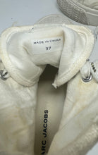 Load image into Gallery viewer, Authentic Marc Jacobs Womens White Lace-Up The Sneaker Shoes Size EUR 37 Stained
