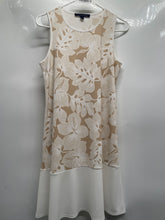 Load image into Gallery viewer, Tommy Hilfiger Womens Beige &amp; White Floral Sleeveless A-Line Dress Size 4

