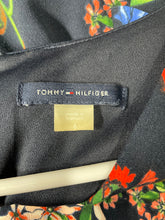 Load image into Gallery viewer, Tommy Hilfiger Womens Multicolor Floral Print V-Neck Sheath Dress Size 6
