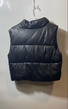 Load image into Gallery viewer, Altar’d State Womens Black Sleeveless Front Full-Zip Cropped Puffer Vest Size M
