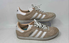 Load image into Gallery viewer, Adidas Womens Gazelle Beige And White Lace-Up Low Top Sneaker Shoes Size 8

