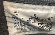 Load image into Gallery viewer, Nike Boys Air Jordan 4 Retro SE FB9929-200 Green Lace-Up Sneaker Shoes Size 1Y
