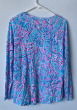 Load image into Gallery viewer, Lilly Pulitzer Womens Etta Multicolor Printed Long Sleeve T-Shirt Size Small
