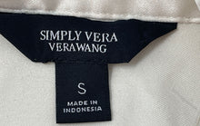 Load image into Gallery viewer, Authentic Simply Vera Vera Wang Womens Ivory Long Sleeve Button-Up Shirt Size S
