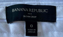 Load image into Gallery viewer, Banana Republic Womens White Pockets Straight Leg Cropped Pants Size 0
