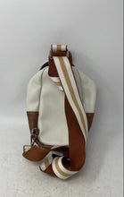 Load image into Gallery viewer, Cluci Womens Brown Beige Leather Zipper Adjustable Strap Crossbody Purse
