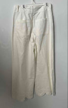 Load image into Gallery viewer, Zara Womens White Pockets Flat Front Straight Leg Trouser Pants Size XS
