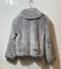 Load image into Gallery viewer, Topshop Womens Gray Long Sleeve Collared Faux Fur Full-Zip Cropped Coat Size 2
