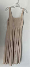 Load image into Gallery viewer, Old Navy Womens Beige Sleeveless Sweetheart Neck Fit &amp; Flare Dress Size Small
