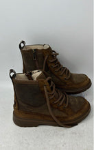 Load image into Gallery viewer, UGG Kids Robley Weather Brown Suede Round Toe Lace-Up Ankle Boots Size 1
