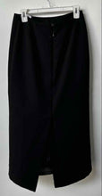 Load image into Gallery viewer, Jones Wear Essentials Womens Black Back Zip Straight &amp; Pencil Skirt Size 4
