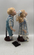 Load image into Gallery viewer, Vintage Geppeddo Kyle &amp; Katie Kissing Porcelain Dolls Set 2 Pcs With Tag
