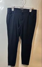 Load image into Gallery viewer, Nine West Womens Black Dark Wash Pockets Skinny Leg Jeans Pants Size 12
