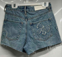 Load image into Gallery viewer, Pacsun Womens Blue Denim High-Rise Pockets Festival Cut-Off Shorts Size 24
