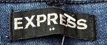 Load image into Gallery viewer, Express Womens Blue Denim 5 Pocket Design Mid Rise Cropped Jegging Jeans Size 6
