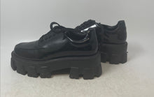 Load image into Gallery viewer, Princess Polly Womens Black Leather Lace-Up Low Top Sneaker Shoes Size 8
