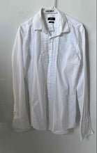 Load image into Gallery viewer, Hugo Boss Mens White Pleated Long Sleeve Slim Fit Two Ply Dress Shirt Size 16
