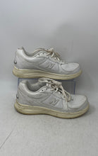 Load image into Gallery viewer, New Balance Womens 577 WW577WT White Leather Lace-Up Running Shoes Size 8 B

