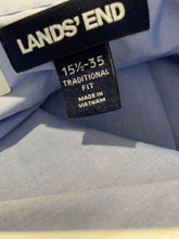 Load image into Gallery viewer, Lands' End Mens Sky Blue Collared Long Sleeve Dress Shirt Size Medium
