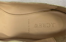 Load image into Gallery viewer, J. Crew Womens Beige Leather Scalloped Slip-On Round Toe Ballet Flats Size 6.5
