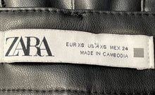 Load image into Gallery viewer, Zara Womens Black Pockets Wide Leg Trousers Pants Size XS
