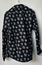 Load image into Gallery viewer, Express Mens 1MX Black Floral Extra Slim Fit Collared Dress Shirt Size M 15-15.5
