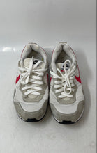 Load image into Gallery viewer, Nike Womens Venture Runner CK2948-103 White Gray Lace-Up Sneaker Shoes Size 8.5
