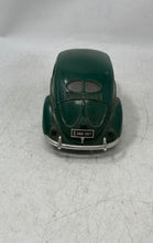 Load image into Gallery viewer, Maisto Volkswagen Export Sedan 1951 Green 1:18 Scale Diecast Toy Car
