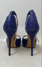 Load image into Gallery viewer, Vince Camuto Womens Lilith2 Blue Animal Print Peep Toe Platform Heels Size 8 M
