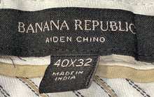 Load image into Gallery viewer, Banana Republic Mens Black Flat-Front Straight Leg Chino Pants Size 40x32
