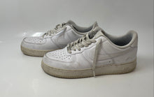 Load image into Gallery viewer, Nike Mens Air Force 1 White Low Top Lace-Up Sneaker Shoes Size 10
