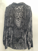 Load image into Gallery viewer, Chico's Womens Black Printed Long Sleeve Regular Fit Button-Up Shirt Size 2
