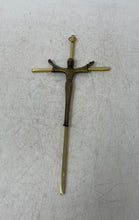 Load image into Gallery viewer, Collectible Hanging Religious Classic Brass And Copper Jesus On Cross
