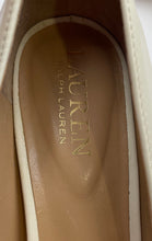 Load image into Gallery viewer, Authentic Lauren Ralph Lauren Womens Lanette Ivory Pump Heels Size 5.5 Damaged
