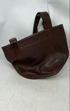 Load image into Gallery viewer, M London Womens Brown Leather Inner Pocket Adjustable Strap Shoulder Bag

