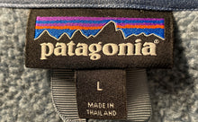 Load image into Gallery viewer, Patagonia Women’s Blue Long Sleeve Mock Neck 1/4 Zip Pullover Sweater Size L
