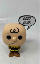 Load image into Gallery viewer, Funko Pop! Television Peanuts 1677 Charlie Brown Decorative Vinyl Action Figure
