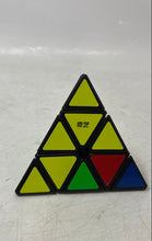 Load image into Gallery viewer, Qiyi Four-Sided Triangular Pyramid Pyraminx Speed Cube Magic Twist Puzzle

