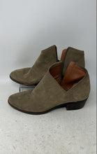 Load image into Gallery viewer, Lucky Brand Womens Brekke Gray Leather Side Zip Block Heel Ankle Booties Size 9M

