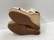 Load image into Gallery viewer, Authentic Tory Burch Womens Frieda Beige Brown Wedge Heel Platform Sandals Sz 6B
