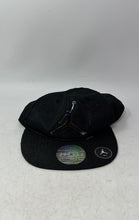 Load image into Gallery viewer, Jordan Mens Black Adjustable Outdoor Sports Baseball Cap Size 4-7
