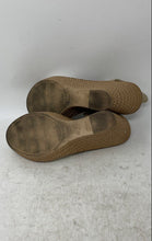 Load image into Gallery viewer, Piccadilly Cloud Womens White Brown Leather Wedge Heel Espadrille Sandals Size 6
