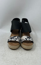 Load image into Gallery viewer, Toms Womens Majorca Brown &amp; Black Side Zip Block Platform Heels Size 6.5
