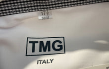 Load image into Gallery viewer, TMG Italy Mens White Collared Long Sleeve Dress Shirt Size 17.5
