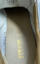 Load image into Gallery viewer, Geox Respira Womens D Ophira White Gold Lace-Up Low Top Sneaker Shoes Size 9
