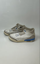 Load image into Gallery viewer, Nike Mens Air Jordan 3 Retro White And Blue Lace-Up Sneakers Shoes Size 6
