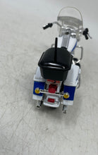 Load image into Gallery viewer, Maisto Harley-Davidson 1:18 Scale Series 4 Die-Cast Boston Police Motorcycle Toy
