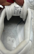 Load image into Gallery viewer, New Balance Unisex 550 BBW550WW White Leather Sneaker Shoes Size M6.5 W8 B
