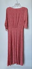 Load image into Gallery viewer, H&amp;M Womens Red White Floral Print 3/4 Sleeve Button Front Maxi Dress Size 8
