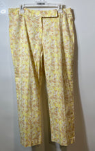 Load image into Gallery viewer, Anne Klein Womens Yellow Leaf Print Flat Front Straight Leg Ankle Pants Size 14
